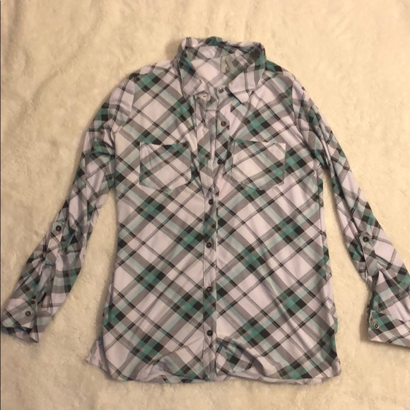 Button‎ Down Mint & White Shirt - Picture 2 of 8